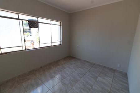 Sala de casa à venda com 3 quartos, 240m² em Jardim Guanabara, Campinas