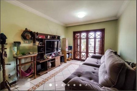 Casa à venda com 3 quartos, 201m² em Vila Morse, São Paulo