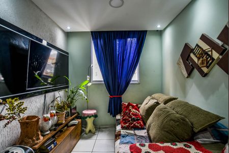 Sala de apartamento à venda com 2 quartos, 42m² em Jardim Cristiane, Santo André