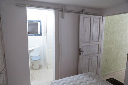 Quarto de casa para alugar com 1 quarto, 25m² em Vila Polopoli, São Paulo