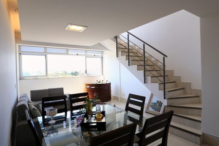 Sala de apartamento à venda com 3 quartos, 198m² em Esplanada, Belo Horizonte