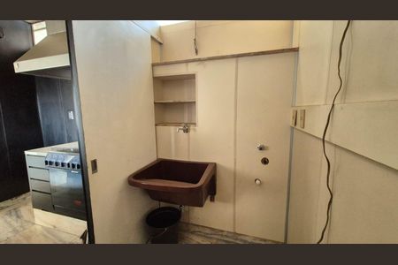 Apartamento à venda com 1 quarto, 77m² em Funcionários, Belo Horizonte