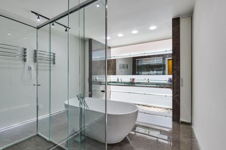 Casa à venda com 5 quartos, 706m² em Jardim Marajoara, São Paulo