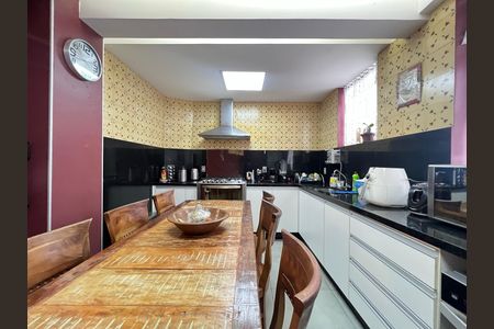 Cozinha de apartamento para alugar com 3 quartos, 150m² em Grajaú, Belo Horizonte