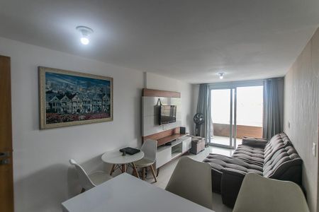 Sala de apartamento para alugar com 2 quartos, 63m² em Praia do Flamengo, Salvador