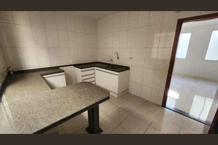 Casa para alugar com 1 quarto, 56m² em Milionários, Belo Horizonte