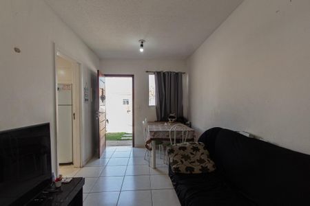 Sala de casa de condomínio para alugar com 2 quartos, 150m² em Jardim Simus, Sorocaba