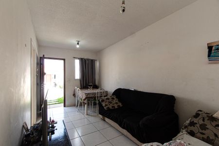 Sala de casa de condomínio para alugar com 2 quartos, 150m² em Jardim Simus, Sorocaba