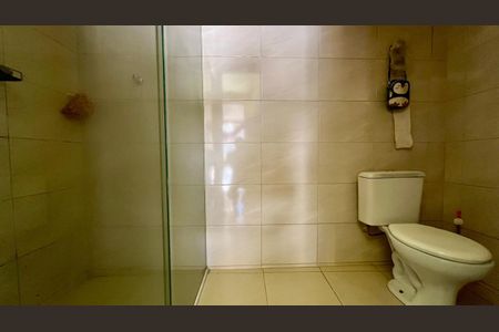 banhop de casa à venda com 5 quartos, 145m² em São Geraldo, Belo Horizonte