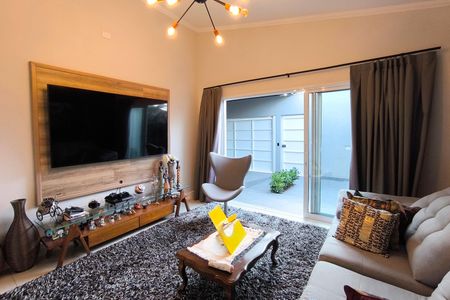 Sala de casa para alugar com 4 quartos, 200m² em Parque Eloy Chaves, Jundiaí