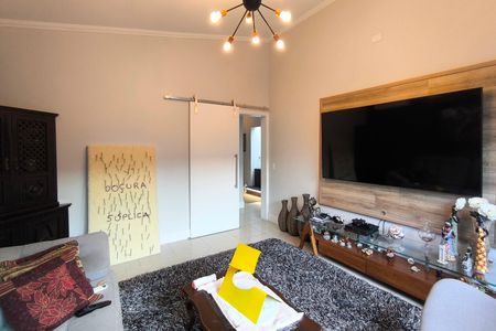 Sala de casa para alugar com 4 quartos, 200m² em Parque Eloy Chaves, Jundiaí