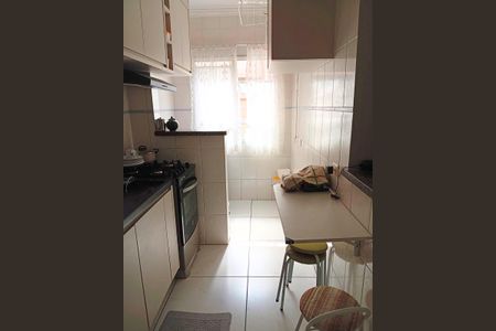 Cozinha de apartamento à venda com 2 quartos, 60m² em Vila Jerusalem, São Bernardo do Campo