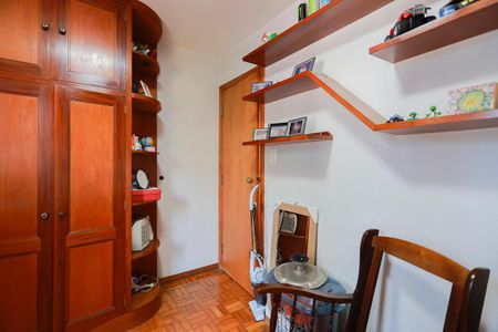 Quarto 2 de apartamento para alugar com 2 quartos, 66m² em Vila Isolina Mazzei, São Paulo