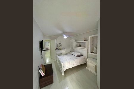 Casa à venda com 3 quartos, 129m² em Vila Adelaide Perella, Guarulhos