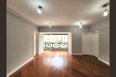 Sala de casa de condomínio à venda com 3 quartos, 98m² em Indianópolis, São Paulo