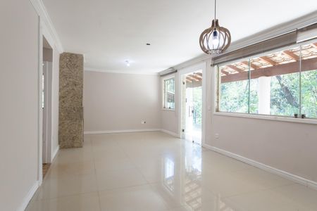 Sala de casa de condomínio à venda com 3 quartos, 140m² em Piedade do Paraopeba, Brumadinho