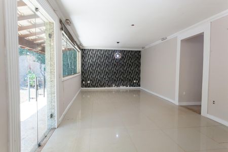 Sala de casa de condomínio à venda com 3 quartos, 140m² em Piedade do Paraopeba, Brumadinho