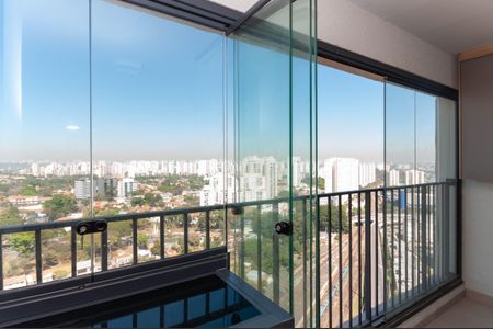 Varanda Estendida de apartamento à venda com 2 quartos, 50m² em Vila Anastácio, São Paulo