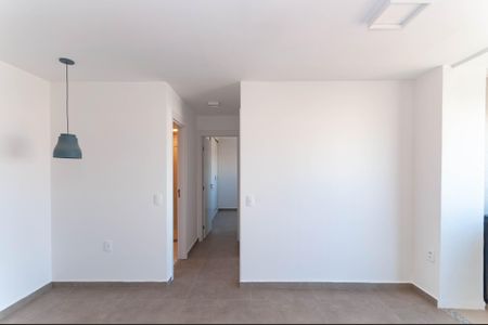 Sala de apartamento à venda com 2 quartos, 50m² em Vila Anastácio, São Paulo