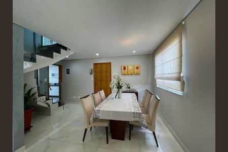 Apartamento à venda com 3 quartos, 135m² em Caiçaras, Belo Horizonte