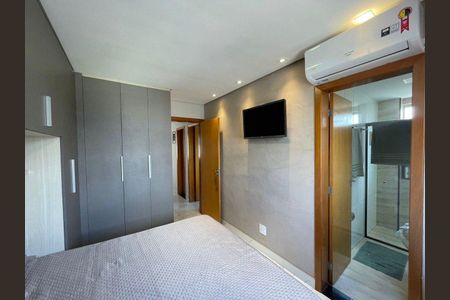 Apartamento à venda com 3 quartos, 135m² em Caiçaras, Belo Horizonte
