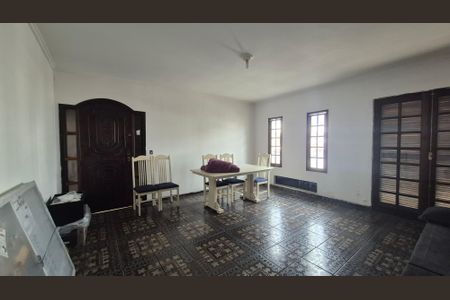 Sala de casa para alugar com 3 quartos, 400m² em Utinga, Santo André