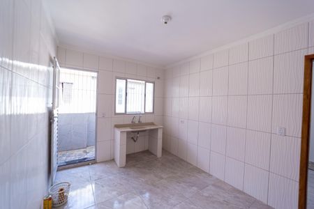 Cozinha de casa para alugar com 1 quarto, 45m² em Jardim Fernandes, São Paulo