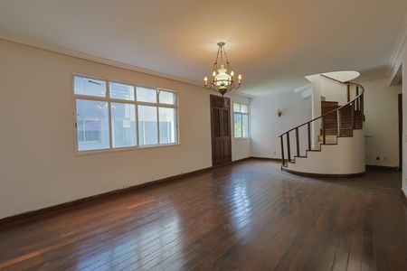 Sala de apartamento para alugar com 5 quartos, 250m² em Funcionários, Belo Horizonte