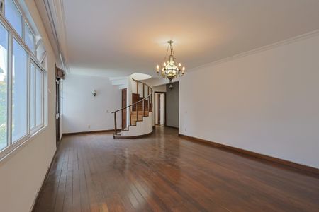 Sala de apartamento para alugar com 5 quartos, 250m² em Funcionários, Belo Horizonte