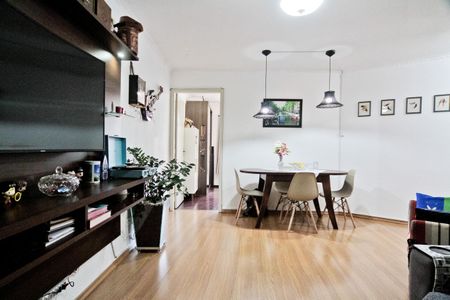 Sala de apartamento à venda com 3 quartos, 63m² em Vila Bonilha, São Paulo