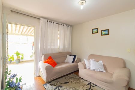 Sala 1 de casa à venda com 4 quartos, 180m² em Vila Brasil, São Paulo