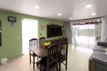 Sala/Cozinha de casa à venda com 2 quartos, 125m² em Jardim Carolina, Jundiaí