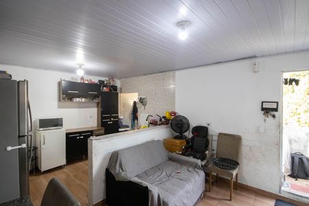 Sala/Cozinha de casa à venda com 4 quartos, 100m² em Vila Nova Galvão, São Paulo