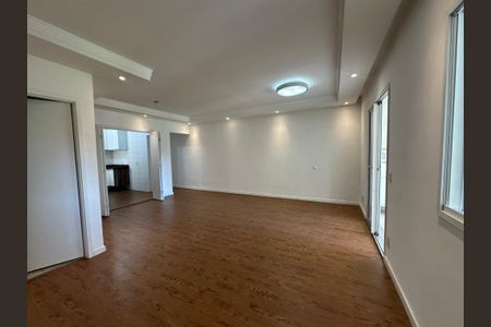 Sala de apartamento à venda com 3 quartos, 105m² em Jardim Tupanci, Barueri