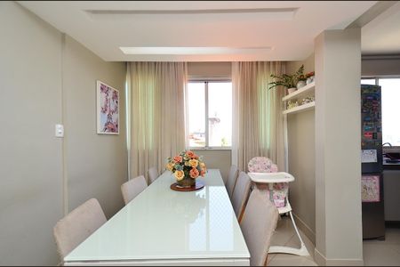 Sala 1 de apartamento à venda com 3 quartos, 140m² em Fernão Dias, Belo Horizonte