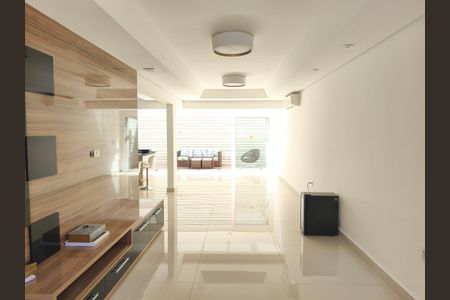 Sala de casa para alugar com 3 quartos, 350m² em Cambuci, São Paulo