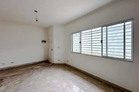 Sala de casa de condomínio à venda com 3 quartos, 135m² em Chácara Mafalda, São Paulo