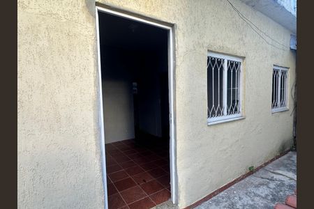 Casa para alugar com 1 quarto, 40m² em Jardim Vinte e Cinco de Agosto, Duque de Caxias