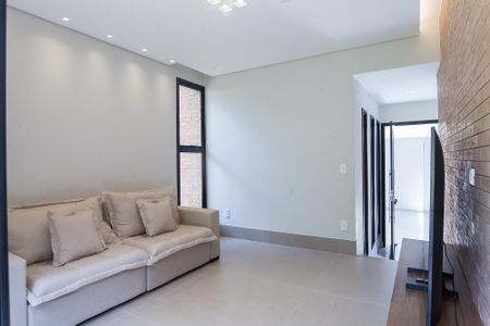 Sala de casa de condomínio à venda com 3 quartos, 350m² em Piedade do Paraopeba, Brumadinho