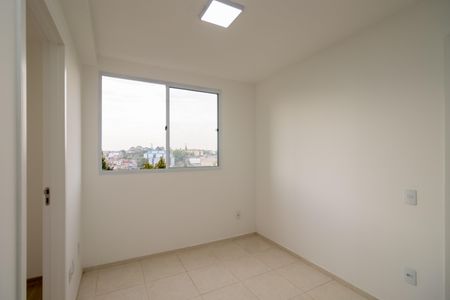 Sala de apartamento para alugar com 2 quartos, 35m² em Jardim Adutora, São Paulo