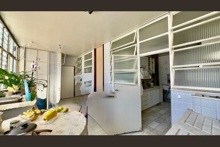 Apartamento para alugar com 4 quartos, 220m² em Gutierrez, Belo Horizonte