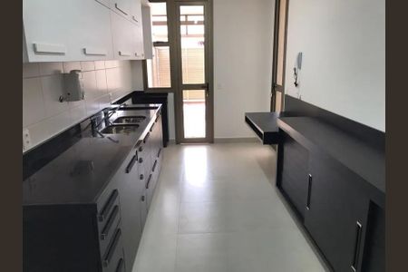 Casa para alugar com 3 quartos, 72m² em Santa Lúcia, Belo Horizonte