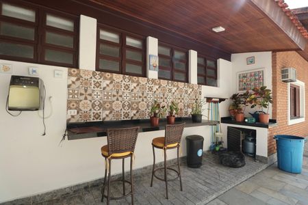 Varanda de casa para alugar com 4 quartos, 800m² em Loteamento Joao Batista Juliao, Guarujá