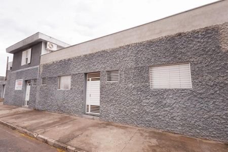 Fachada de kitnet/studio para alugar com 1 quarto, 20m² em Centro, Taubaté