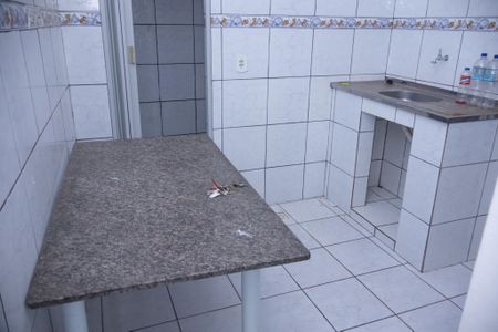 Cozinha de casa para alugar com 1 quarto, 70m² em Itapuã, Salvador
