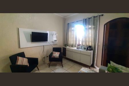 Sala de casa para alugar com 3 quartos, 70m² em Vila Yolanda, Osasco