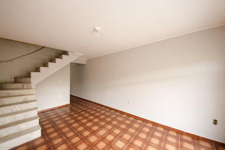 Sala de casa à venda com 4 quartos, 220m² em Jardim Cotiana, São Paulo