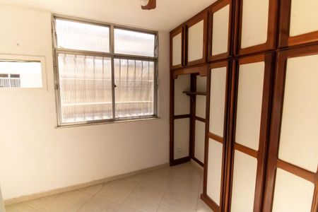 Quarto 1 de apartamento à venda com 2 quartos, 60m² em Largo do Barradas, Niterói