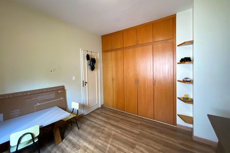 Quarto 1 de casa para alugar com 4 quartos, 537m² em Minas Brasil, Belo Horizonte