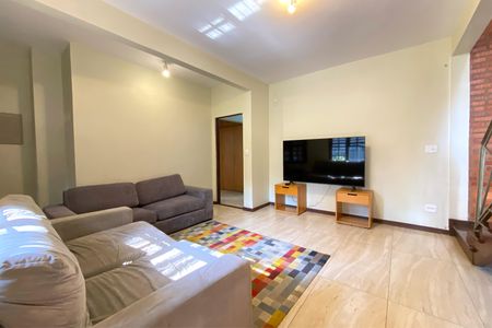 Sala de casa para alugar com 4 quartos, 537m² em Minas Brasil, Belo Horizonte